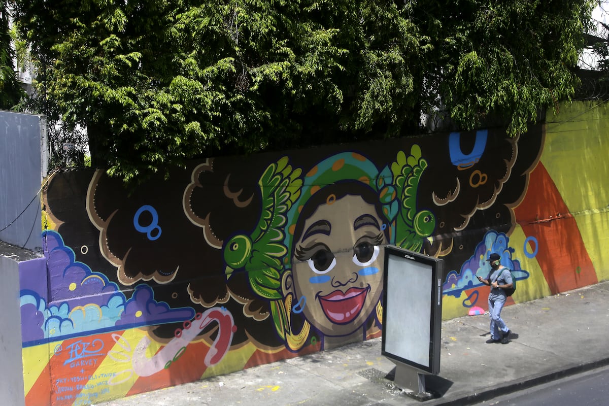 Murales urbanos en Ciudad de Panamá honran la naturaleza y el “progreso” del país