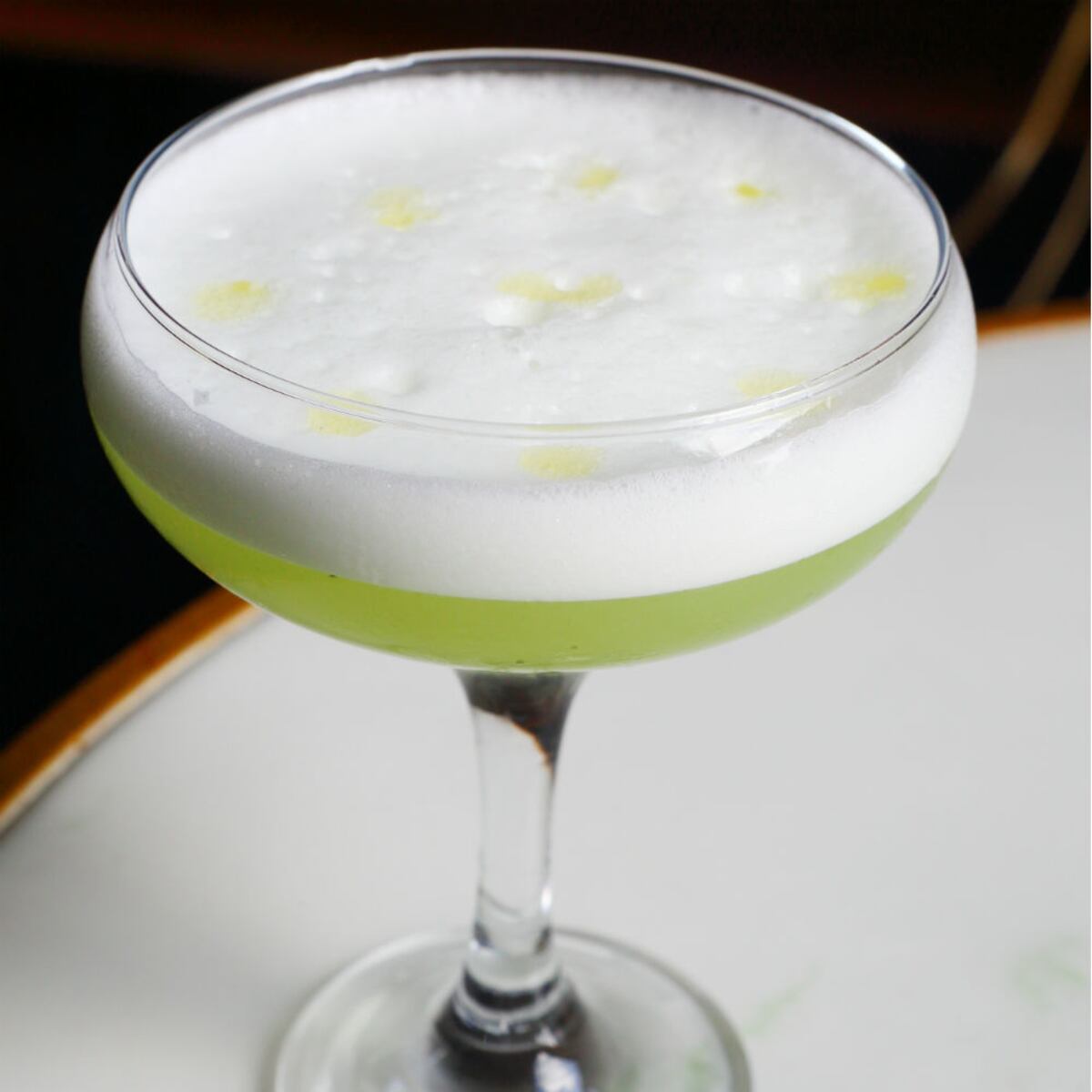 Brindemos con los tragos de Rafael Reyes