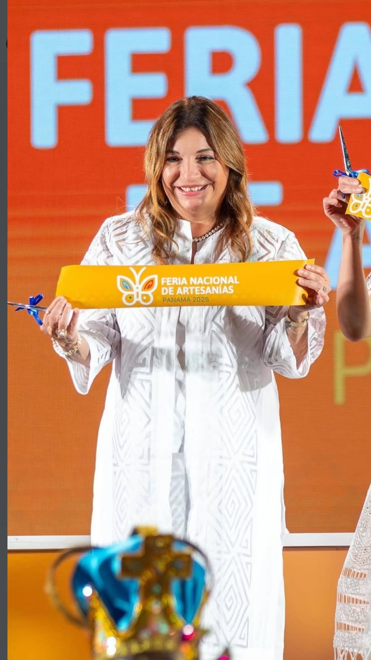 El kimono de mola de la primera dama de Panamá, Maricel de Mulino, en la inauguración de la Feria Nacional de Artesanías 2025