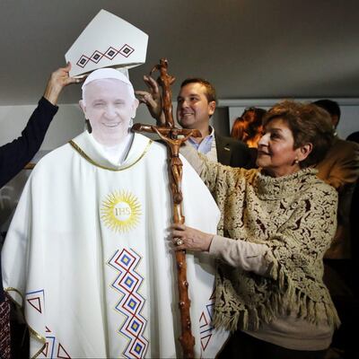 Colombia prepara los atuendos para el papa Francisco