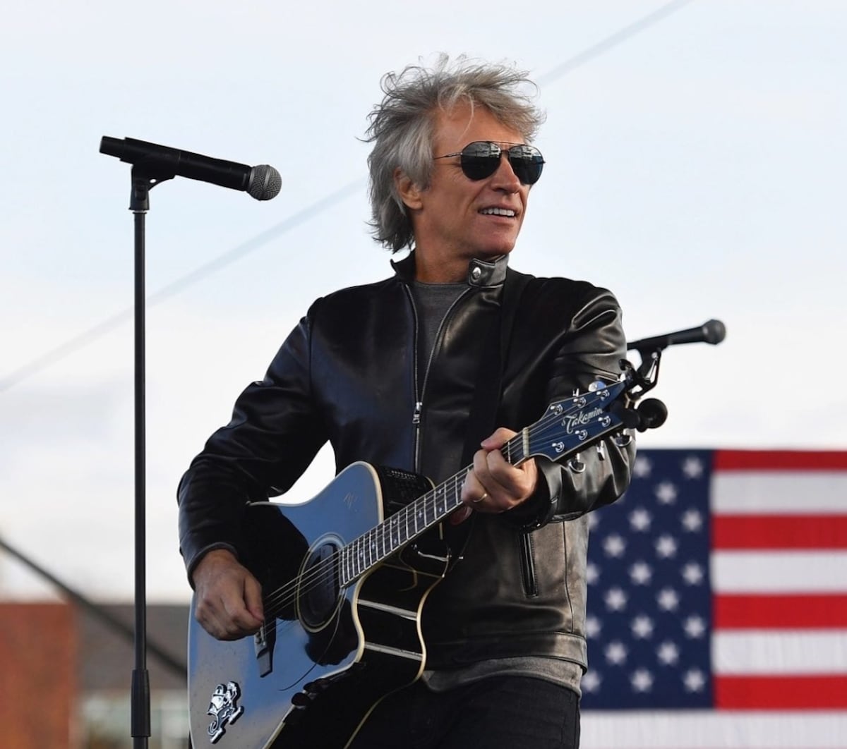 10 fotos que demuestran que Jon Bon Jovi permanece en nuestra lista #GuaposdeEllas 