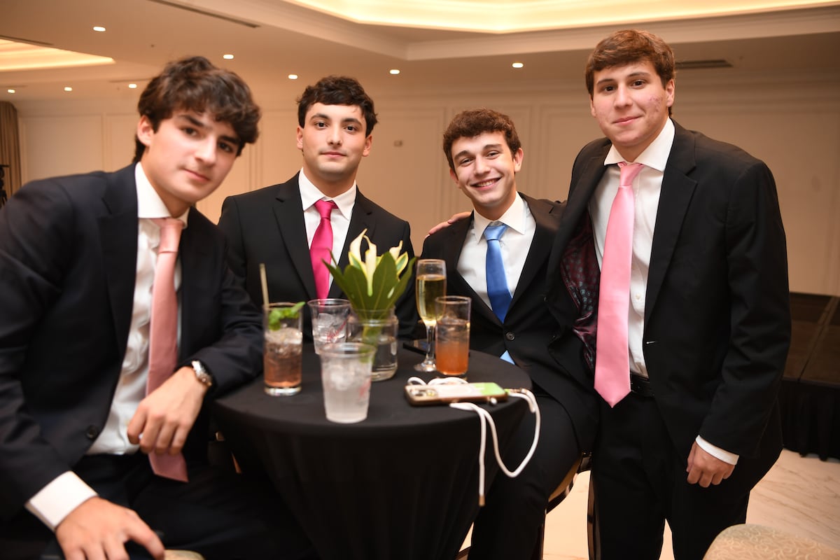 27 jóvenes participarán en el Festival de Debutantes 2025