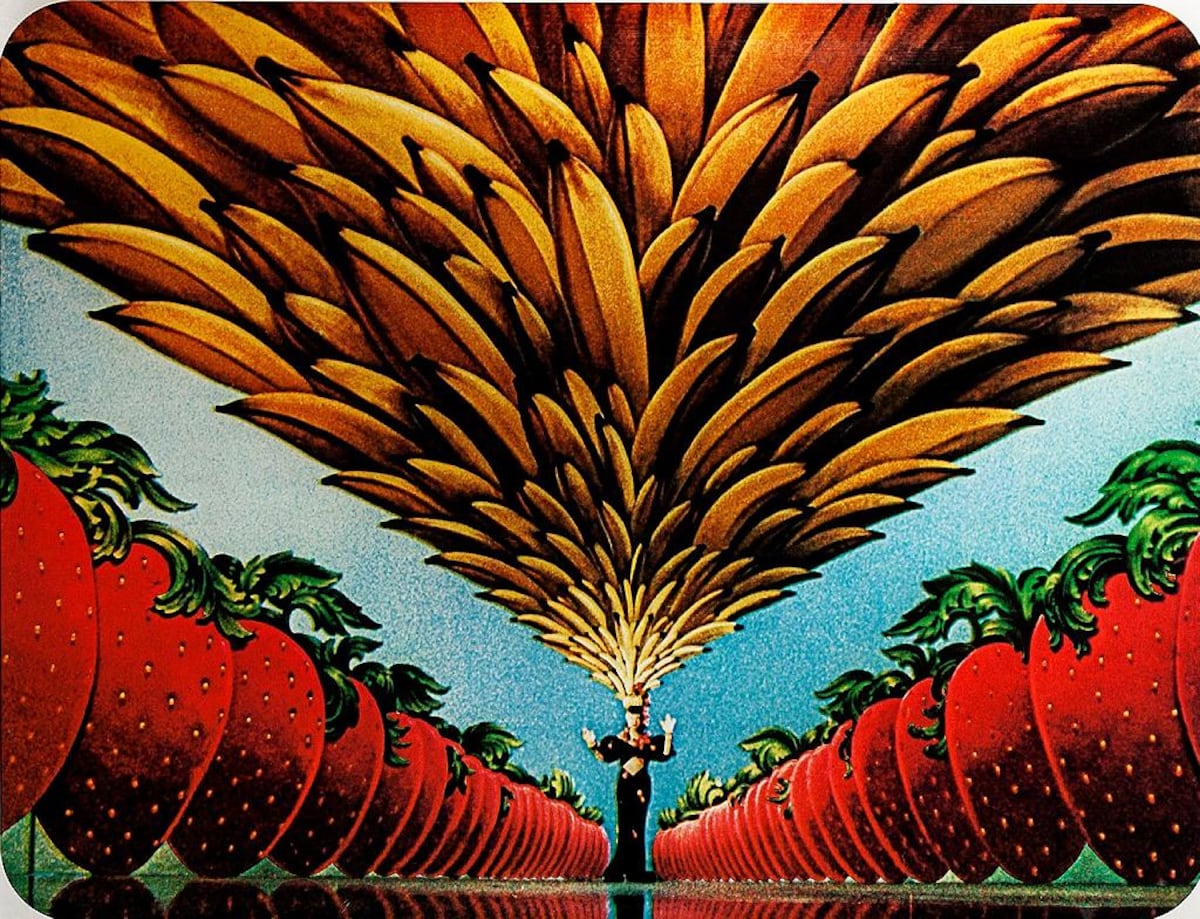 El trágico final de Carmen Miranda, la “bomba brasileña” que acabó consumida por el Hollywood que le dio fama mundial