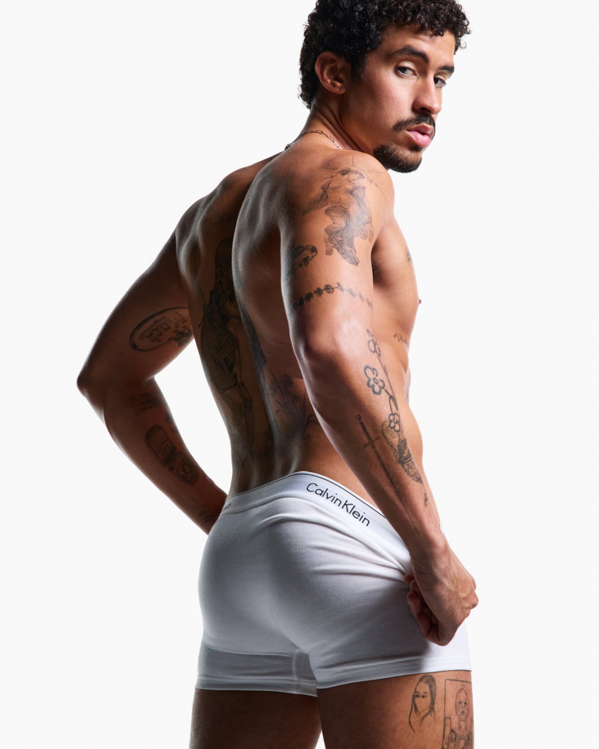 Ay, Ben(d)ito: Bad Bunny se estrena como modelo de ropa interior de Calvin Klein y estas son las imágenes que nos han dejado sin aliento
