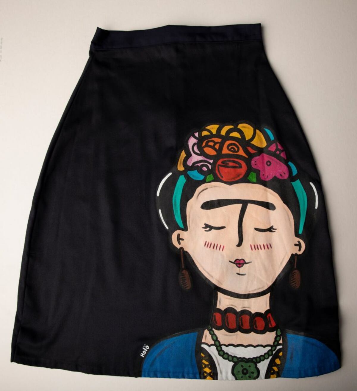 Tu versión caricatura en las prendas de Hölo