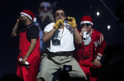 Bab Bunny rompe otro récord en las listas Billboard con tres canciones en la cima