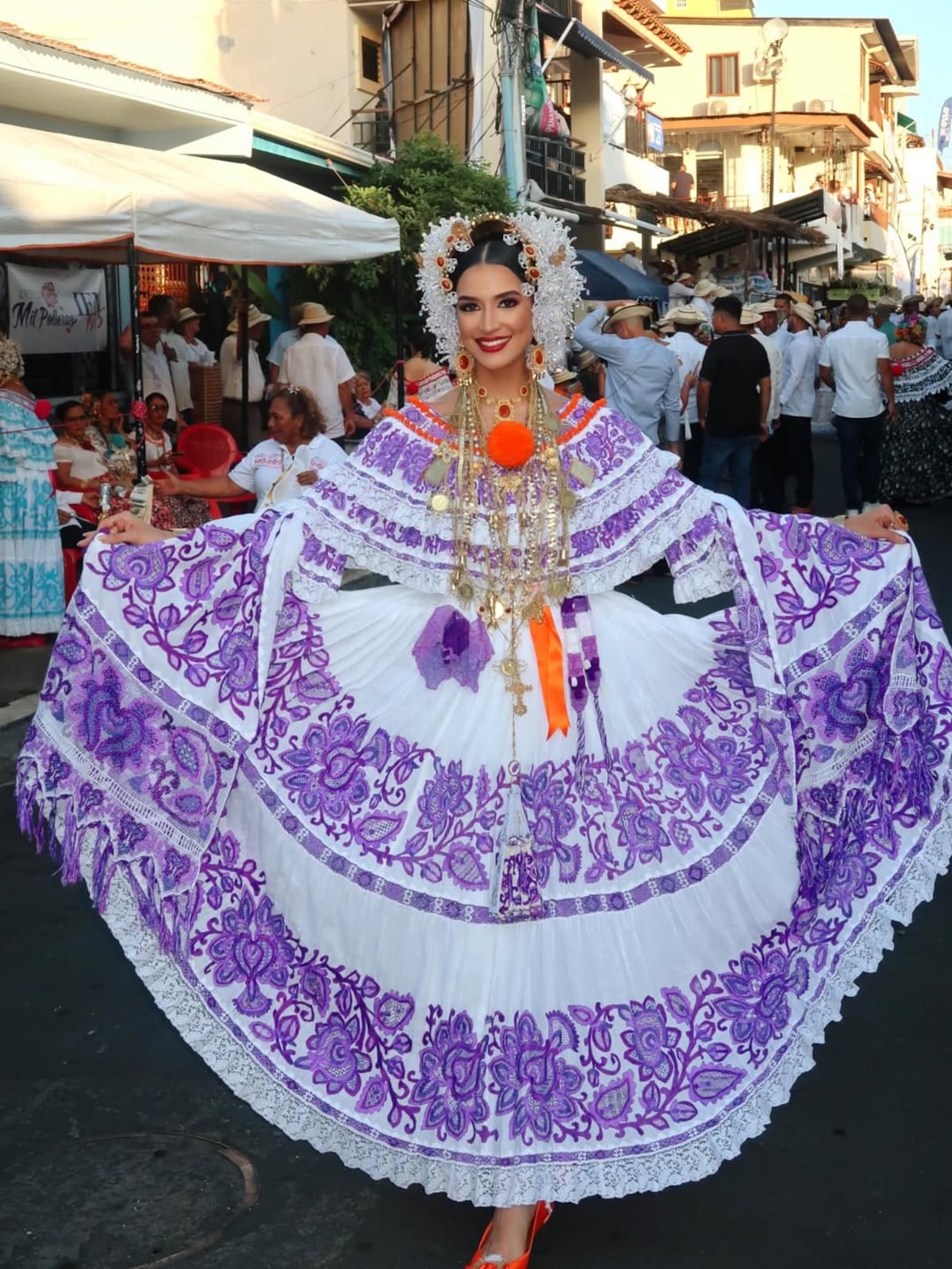 Kiara Pérez, Monique Mulino, Nicolle Ferguson y demás personalidades panameñas en el Desfile de las Mil Polleras 2026