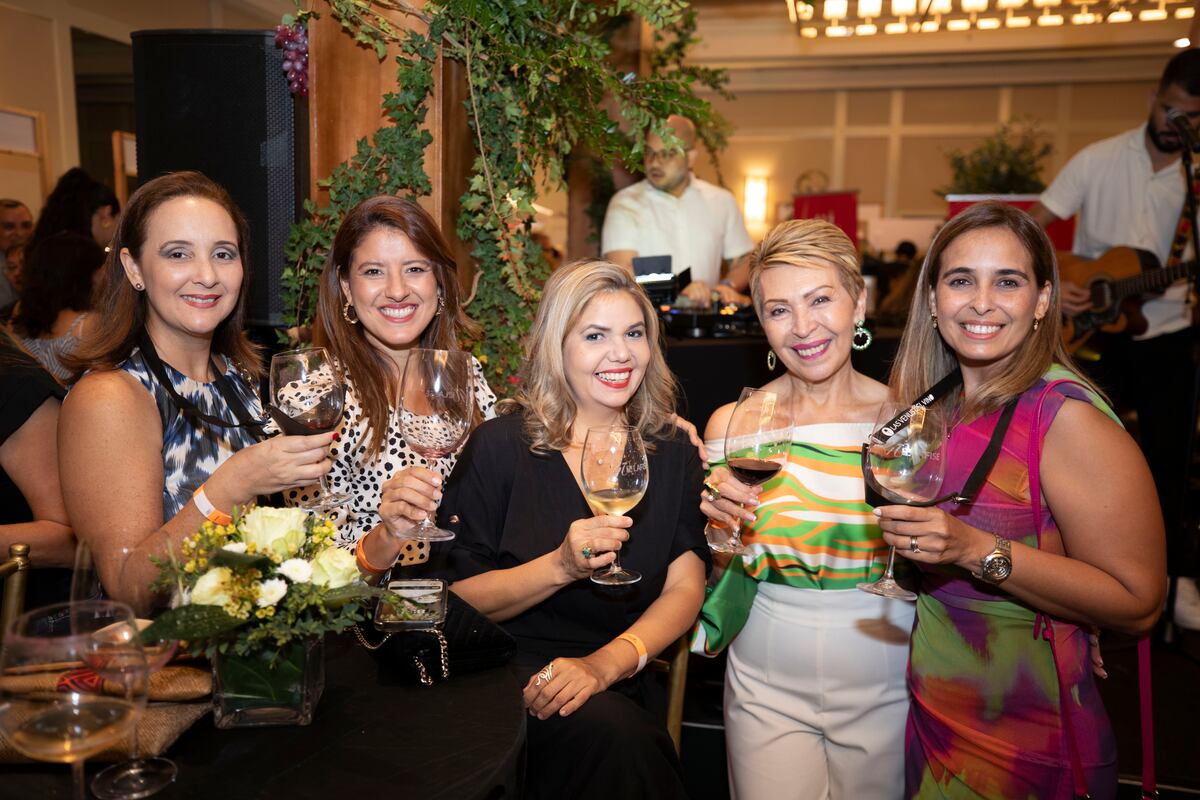 Así se vivió el Wine & Cocktail Fusion Fest 2025, organizado por ELLAS y Club La Prensa