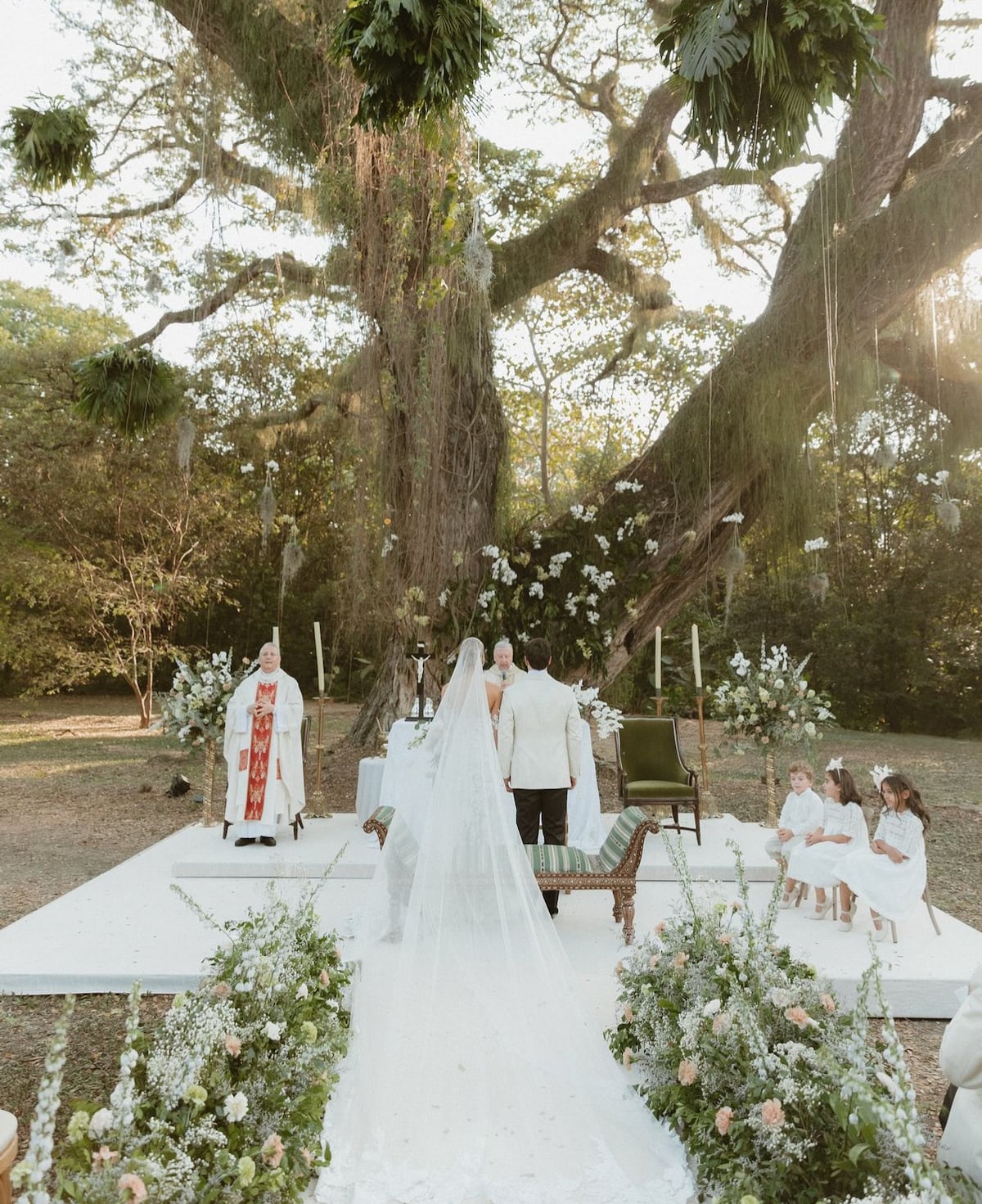 Señorita Colombia 2019, Gabriela Tafur, se casa con Esteban Santos, hijo del expresidente Juan Manuel Santos