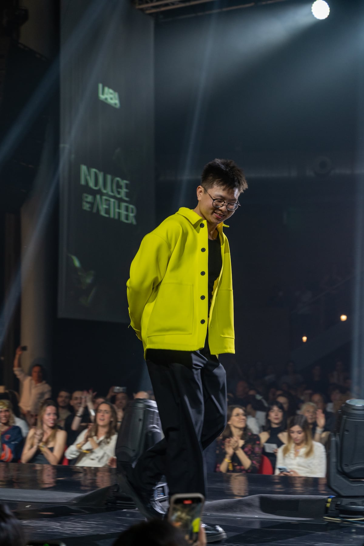 De Veraguas a la pasarela italiana: Jose Lim Ng, estudiante veragüense, presenta colección en Italia