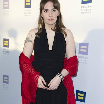 La actriz Lena Dunham se somete a una extirpación de útero