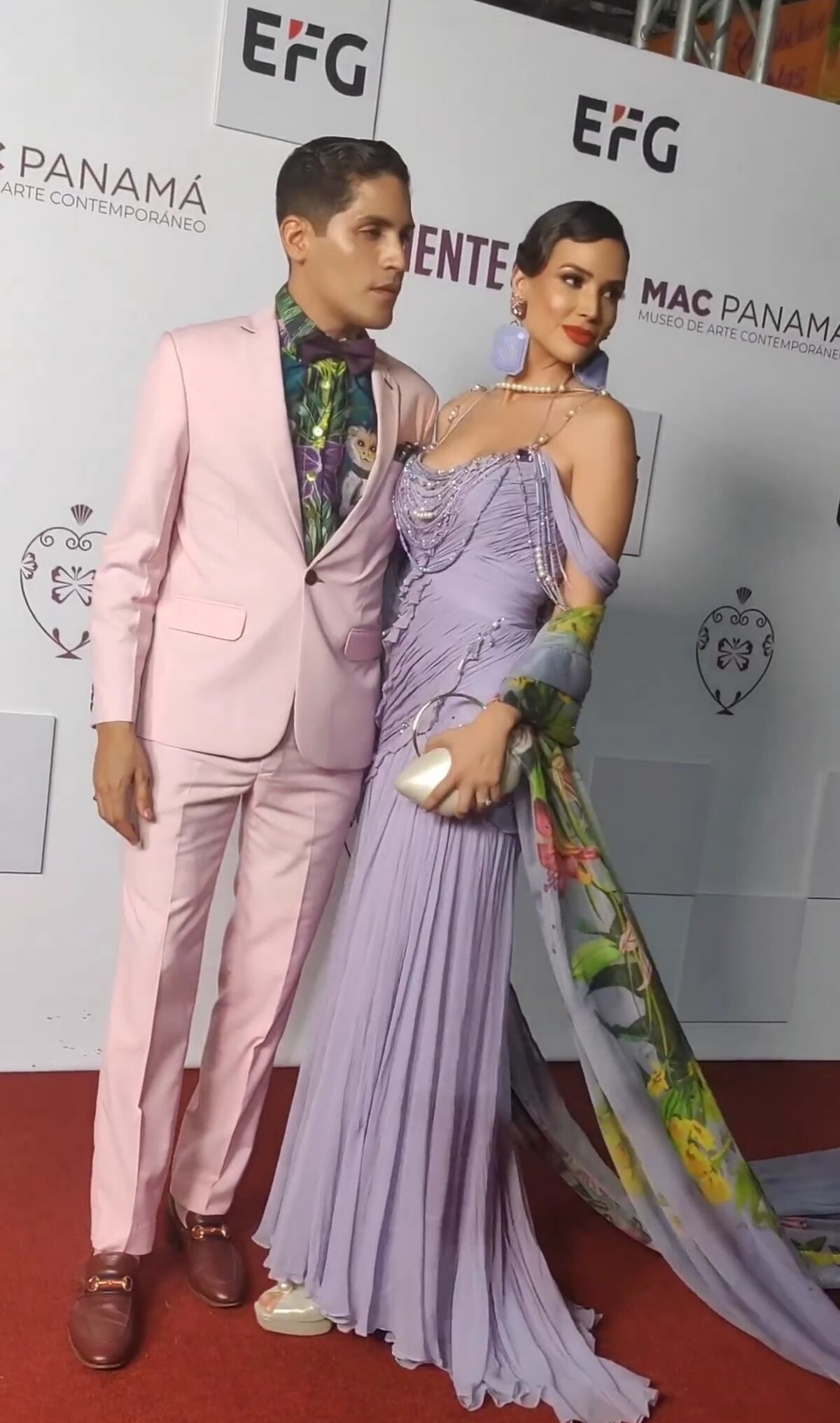 El glamour de antes, ahora: La alfombra roja de la MAC gala