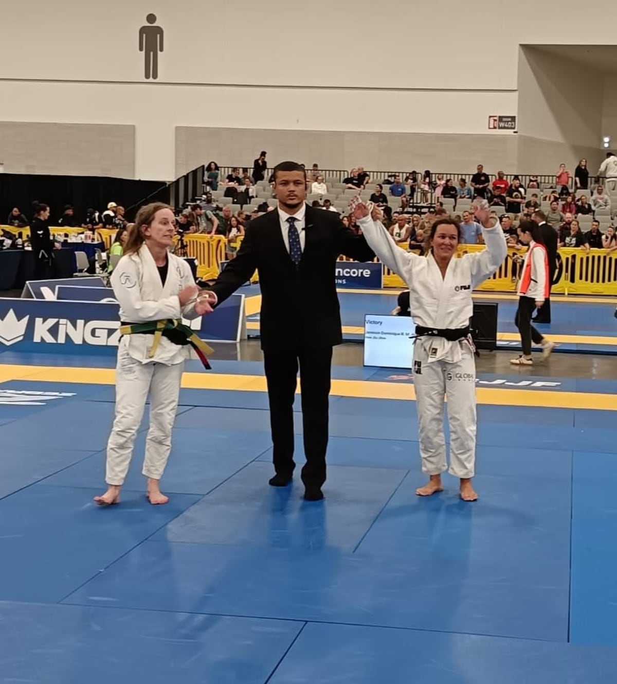 La panameña Jennisín Rosanía logró medalla de oro ‘black belt’ en un campeonato mundial de Jiu-Jitsu