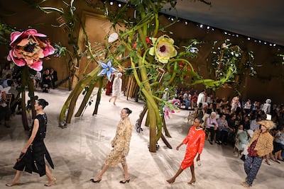 Chanel inspira su alta costura en clásicos de los cuentos infantiles