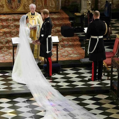 Harry y Meghan Markle se casaron en loor de multitudes