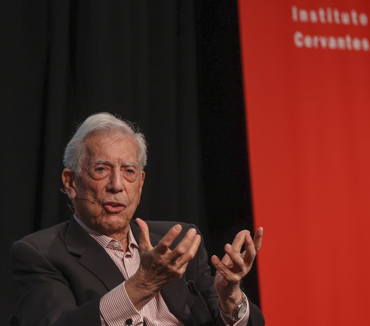 Mario Vargas Llosa, 90 años de insurrección permanente