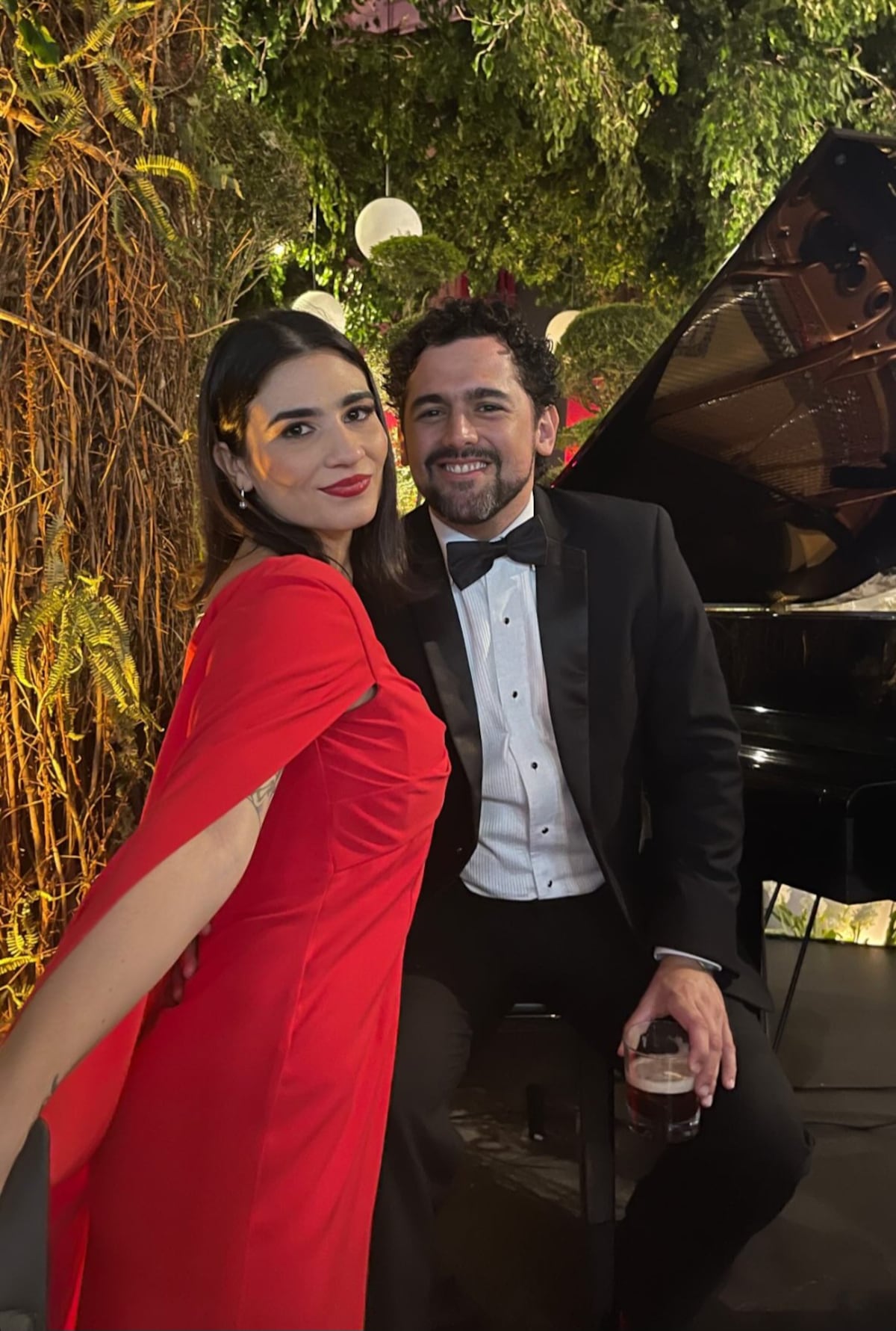 Sasha Nikyta, Serena Vamvas, y demás personalidades invitadas a la boda de Dayana Sáez y Gio Scollo