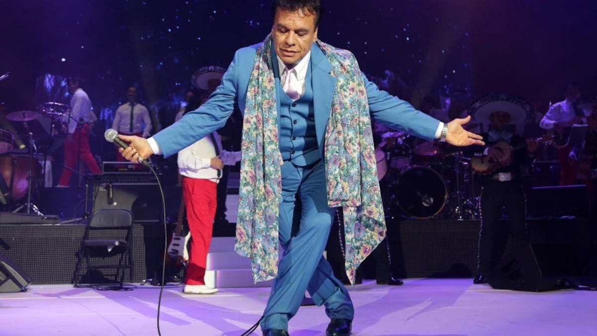 “La ambigüedad sexual le dio a Juan Gabriel en México una libertad que resonó en un pueblo acostumbrado a no decir las cosas”