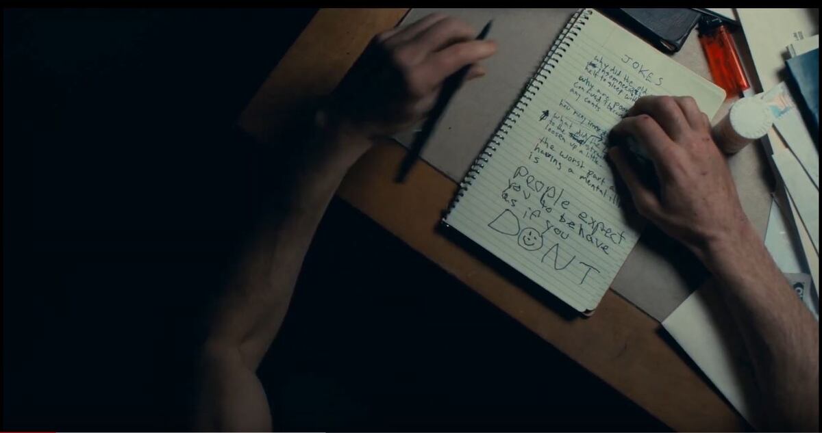 El nuevo trailer de ‘Joker’ muestra a un villano abusado y desequilibrado