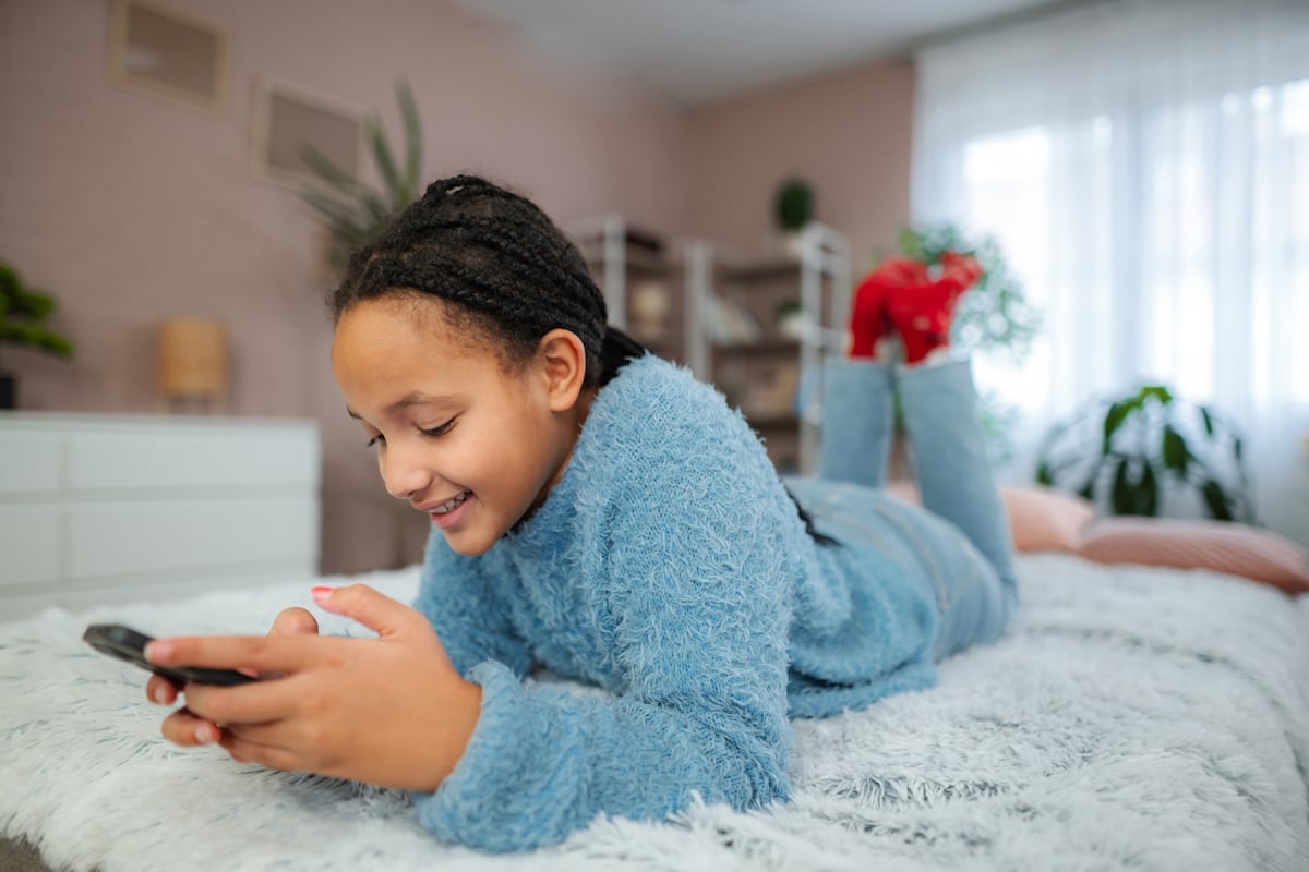 El primer celular de mi hijo: ¿a qué edad...?
