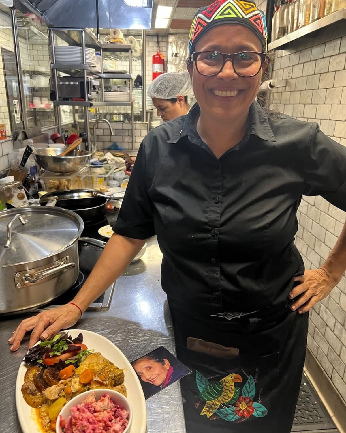 Karina Isabel, la ‘nonna’ panameña que cocina en el popular restaurante Enoteca María de Nueva York
