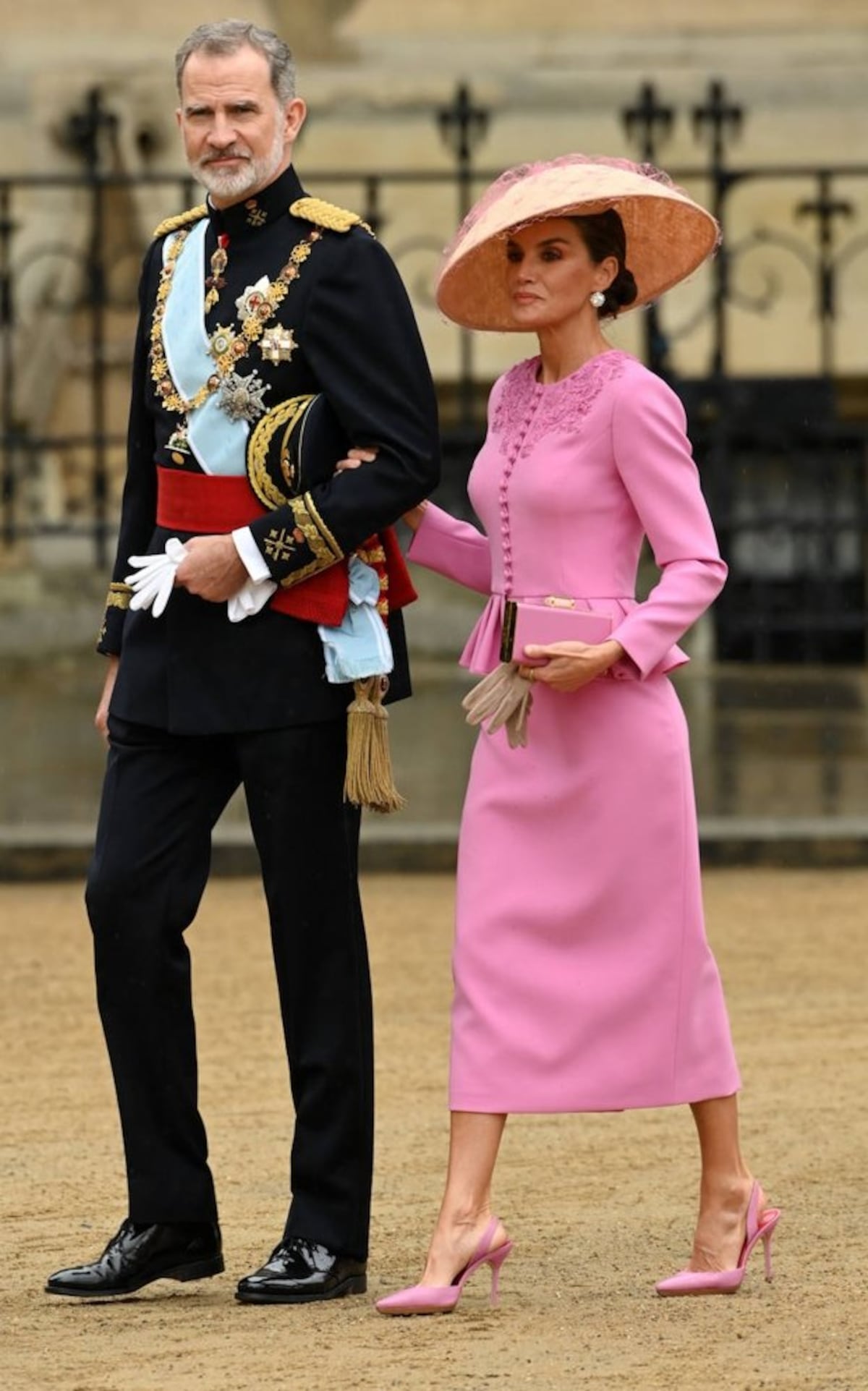 El ‘look’ de la reina de Tailandia que impactó más que el de la reina Letizia de España