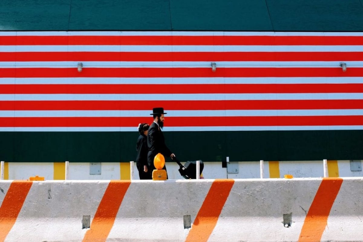 La calle y su geometría, panameña expone en Bienal de Venecia fotos de su celular