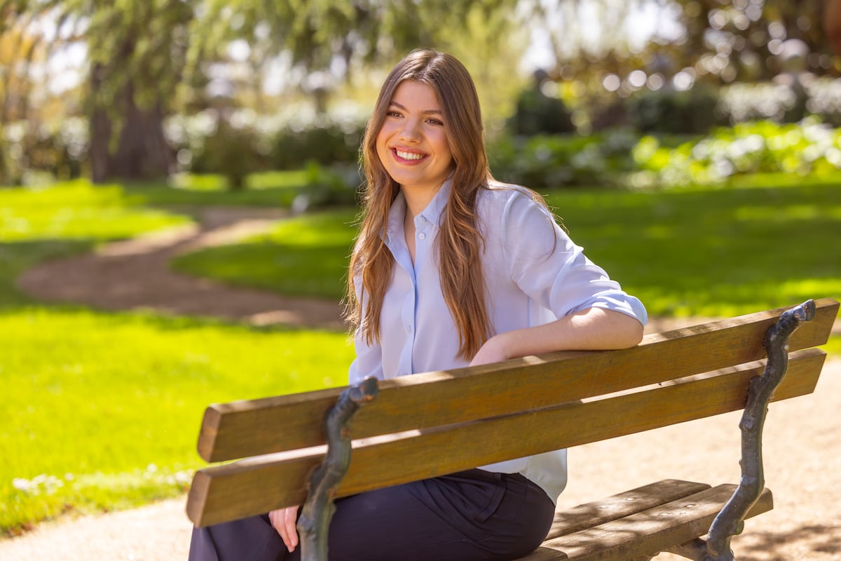 La infanta Sofía cumple 18 años y estas son las fotos oficiales por su mayoría de edad