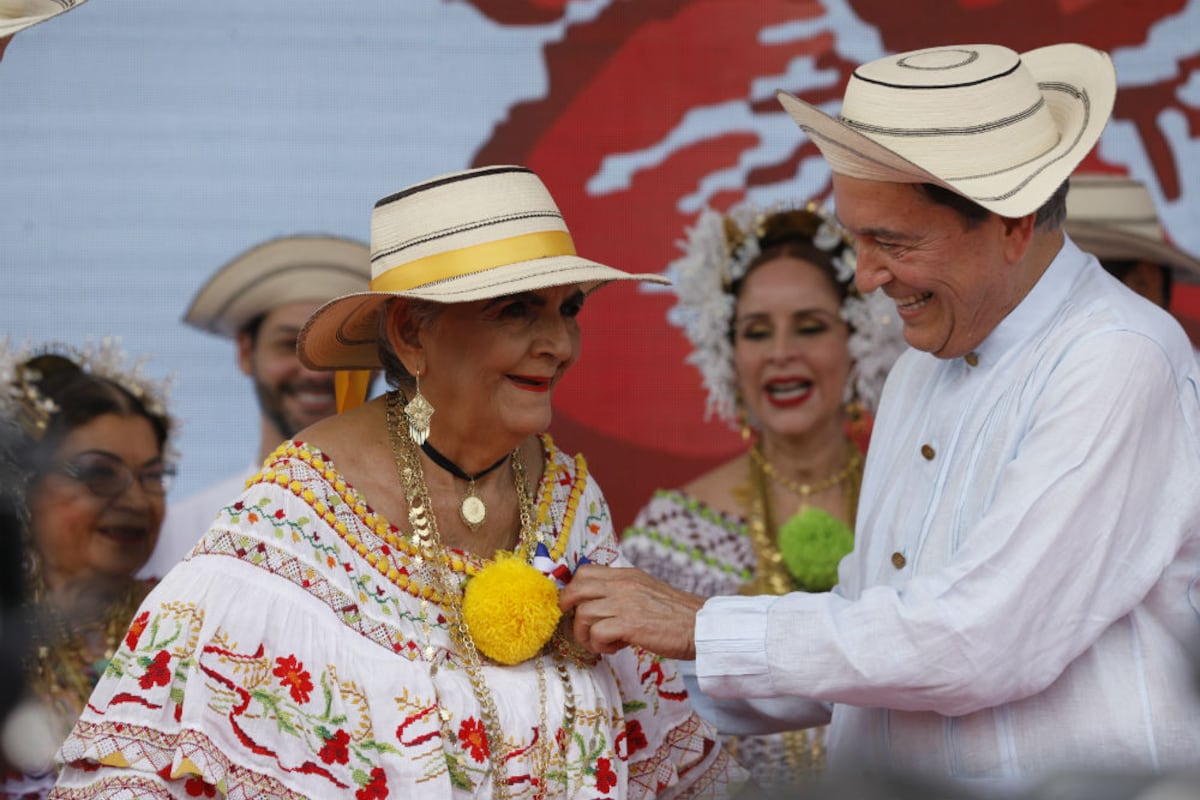 El Desfile de las Mil Polleras en Las Tablas
