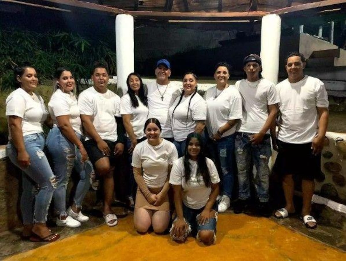 La increíble historia de las dominicanas Cassandra y Julia, quienes descubrieron que eran hermanas luego de trabajar juntas en un bar