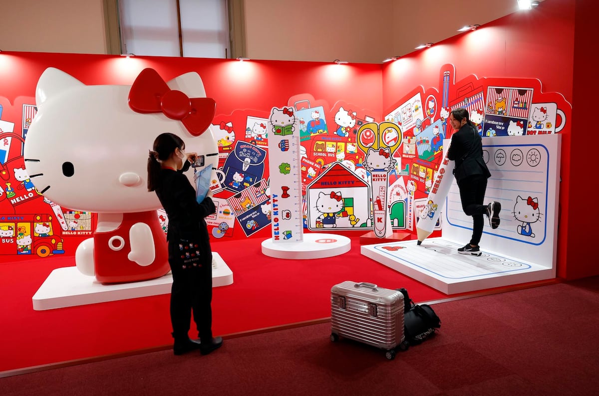 Hello Kitty celebra sus 50 años en constante evolución con una gran muestra en Tokio