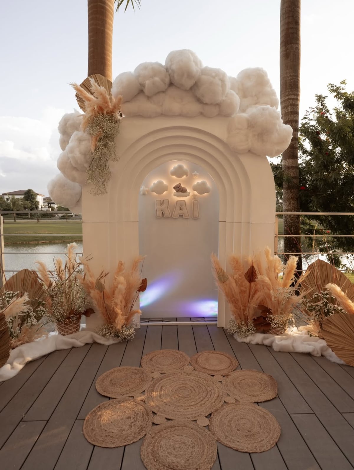 La creadora de contenido panameña Carina Altamirano y el doctor Matías Hernández esperan un niño