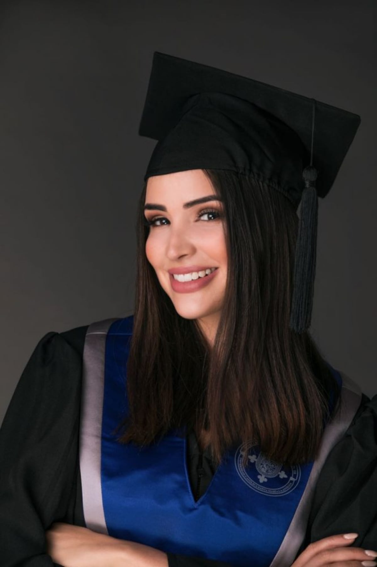 Sheldry Sáez, Miss Panamá 2011, se graduó con honores de la universidad