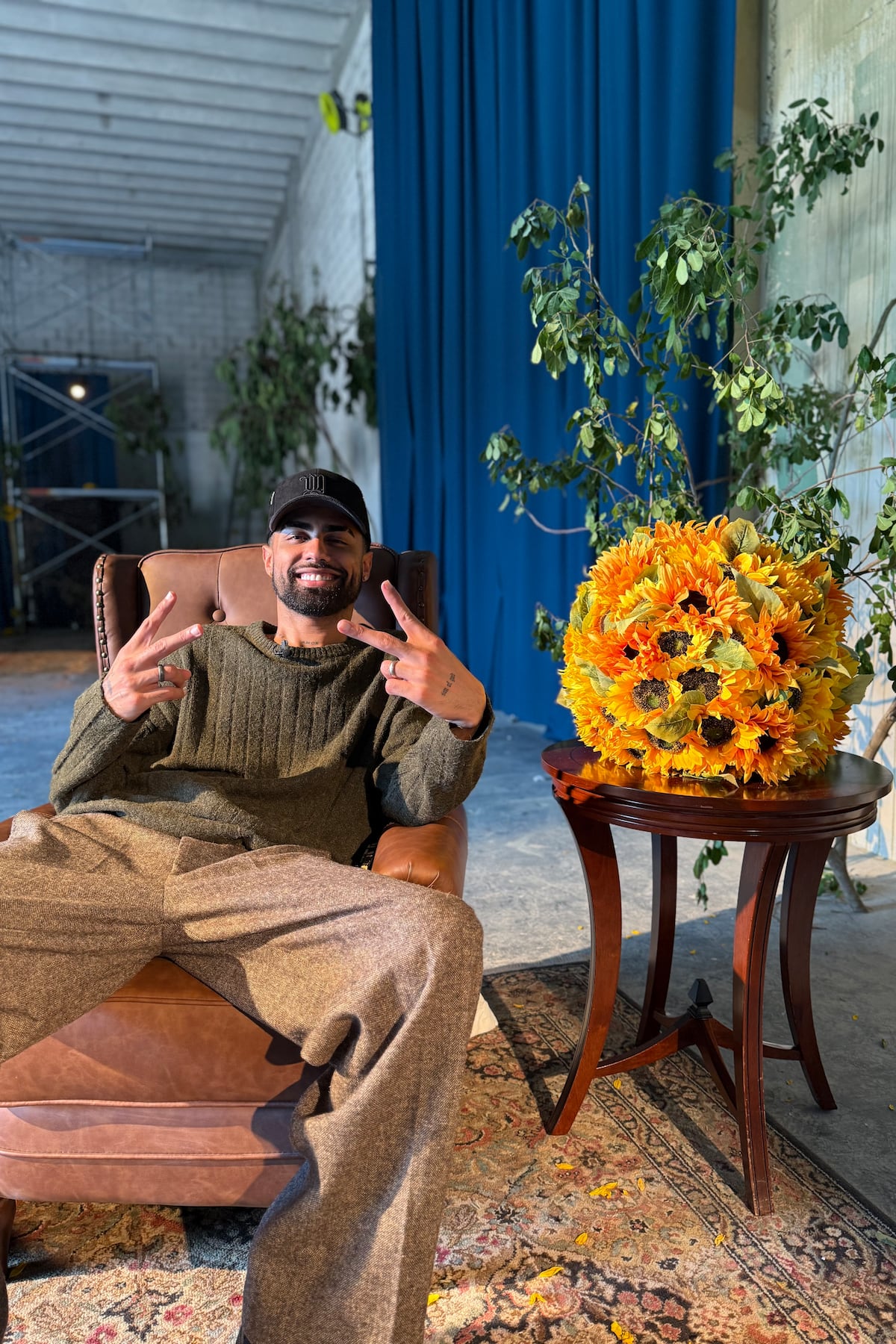 Jay Wheeler abraza el pop y una transformación personal en su álbum ‘Girasoles’