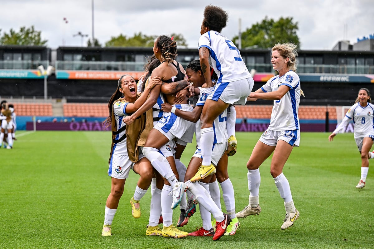 Así fue la celebración de Panamá al clasificar en el Mundial de Fútbol Femenino (Fotos)