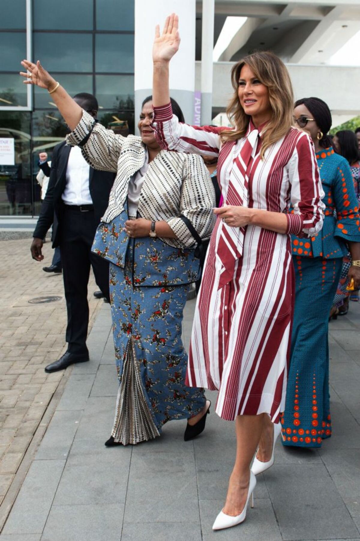 Melania Trump llega a Ghana en su primer viaje a África