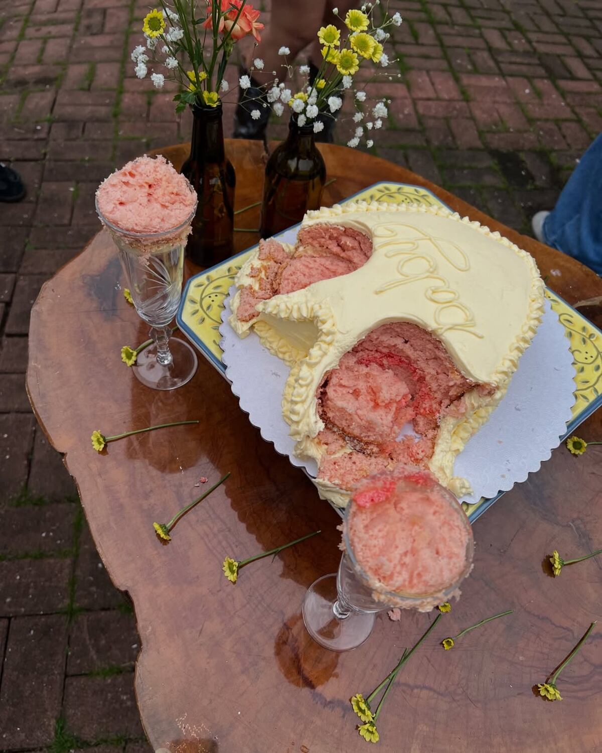 La cantante panameña Mare Cabal se encuentra a la espera de una niña