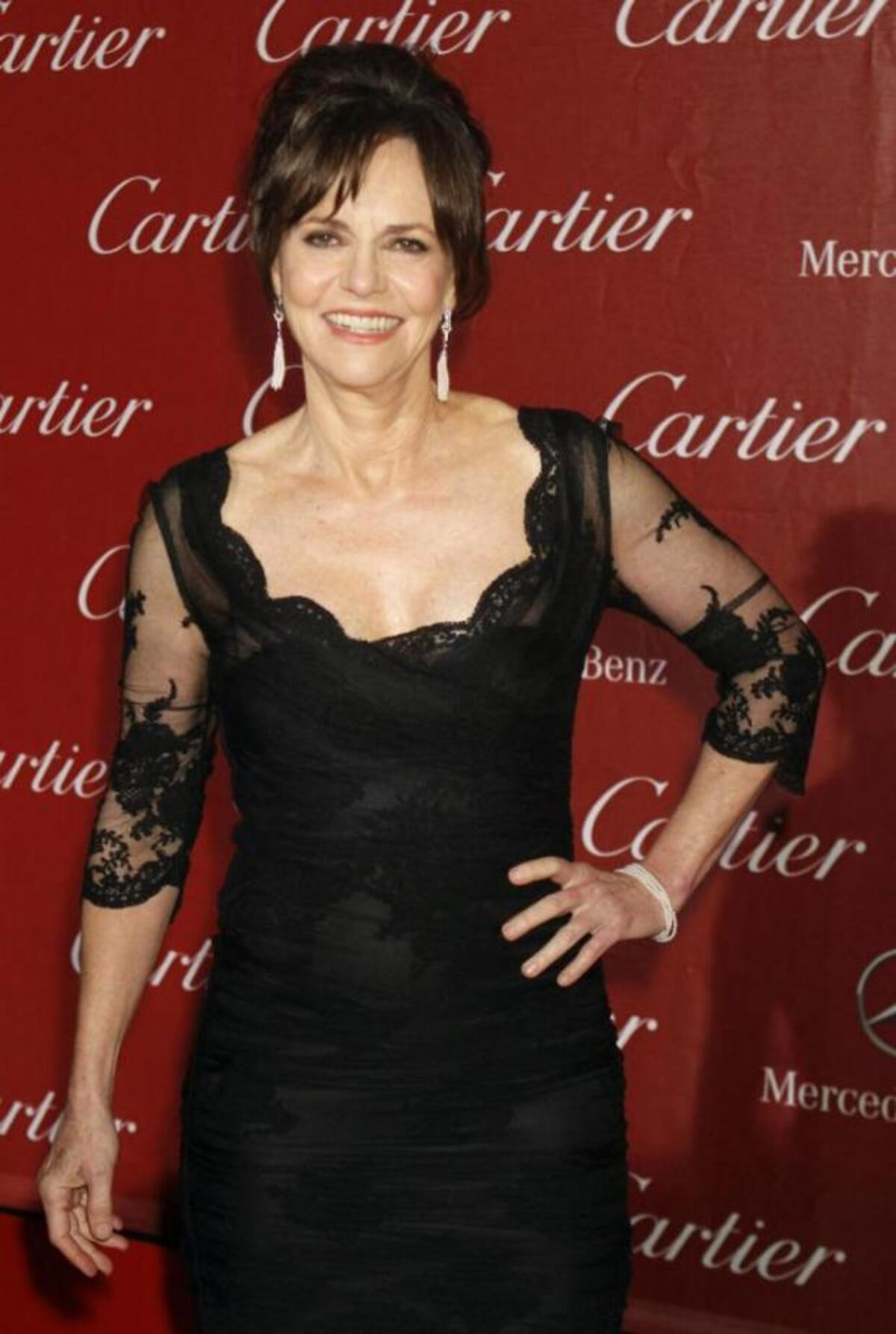 6 famosas que lucen geniales a los 70