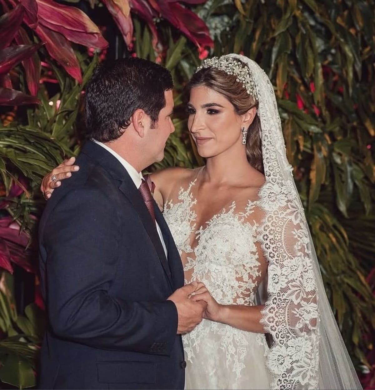 Alexandra Mulino, hija del presidente José Raúl Mulino, recuerda su vestido de novia hecho en Panamá