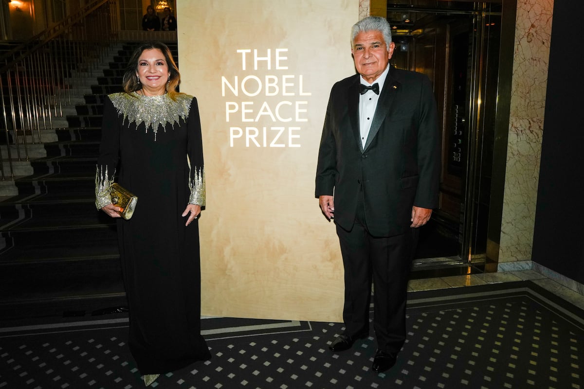 La primera dama Maricel de Mulino y su vestido de gala para el banquete del premio Nobel 2025