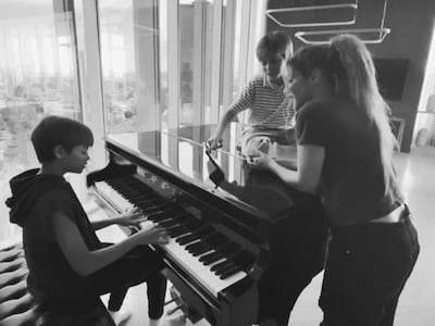 Los hijos de Shakira y Piqué debutan en la música con el tema ‘The One’