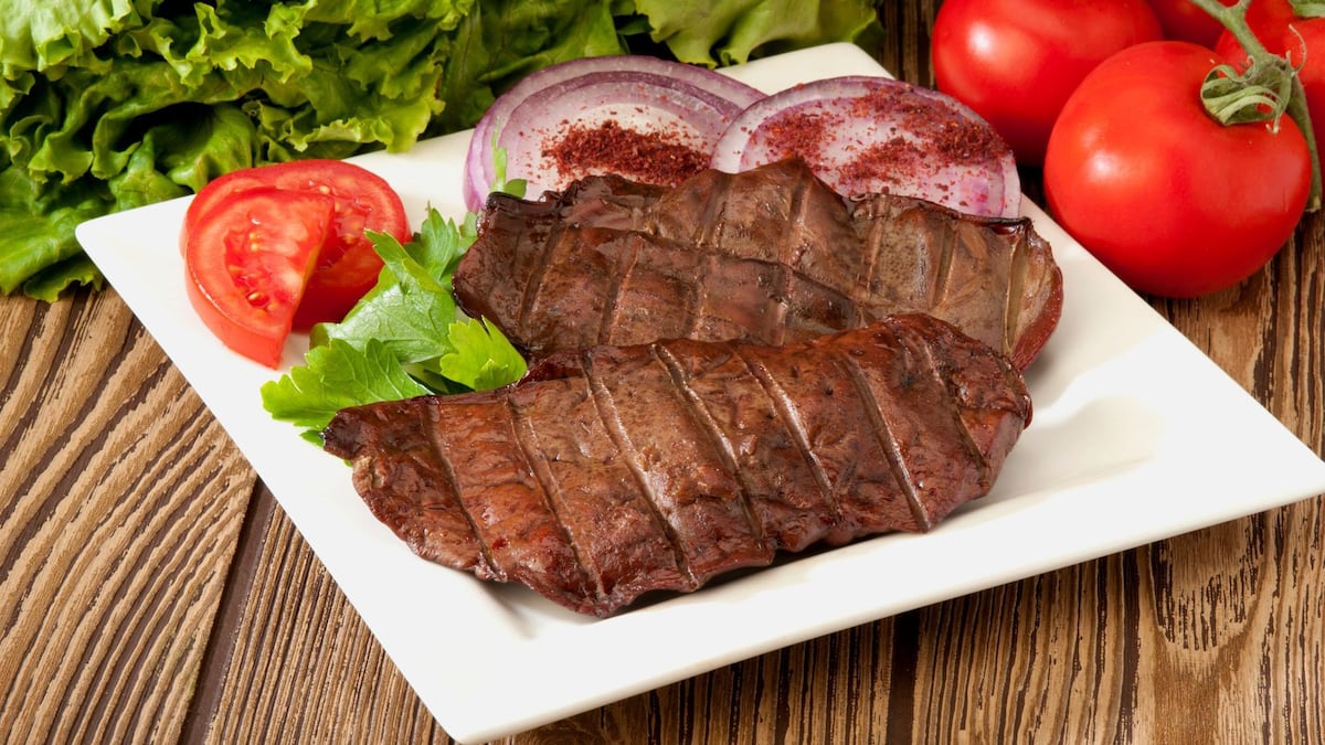 Qué vitaminas son fundamentales para la salud y qué alimento aporta la mayor variedad