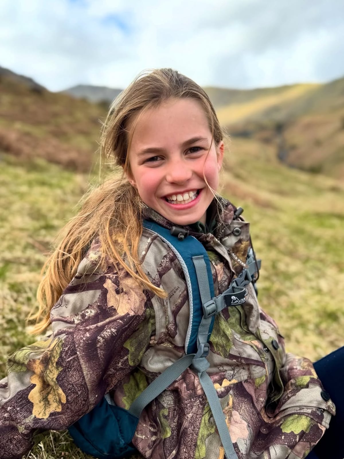 La princesa Charlotte, hija de William y Kate, cumple 10 y sus papás divulgan su foto oficial en celebración