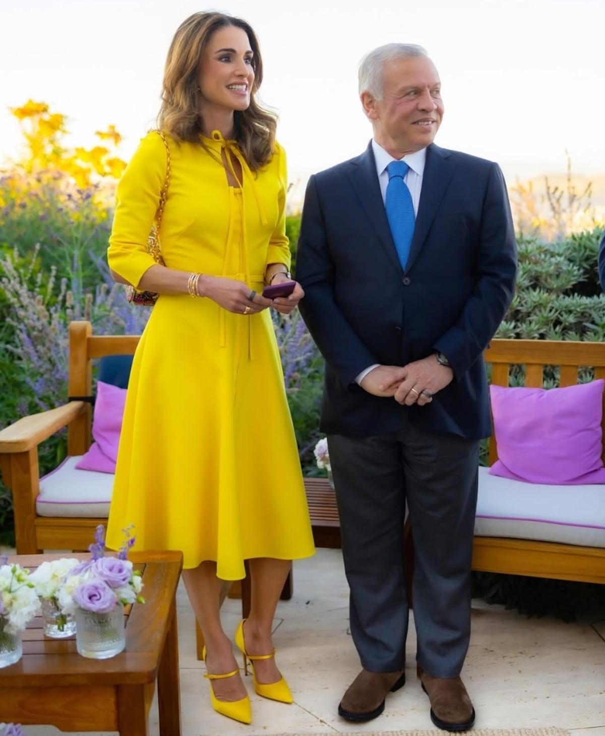 El vestido amarillo de la reina Rania de Jordania