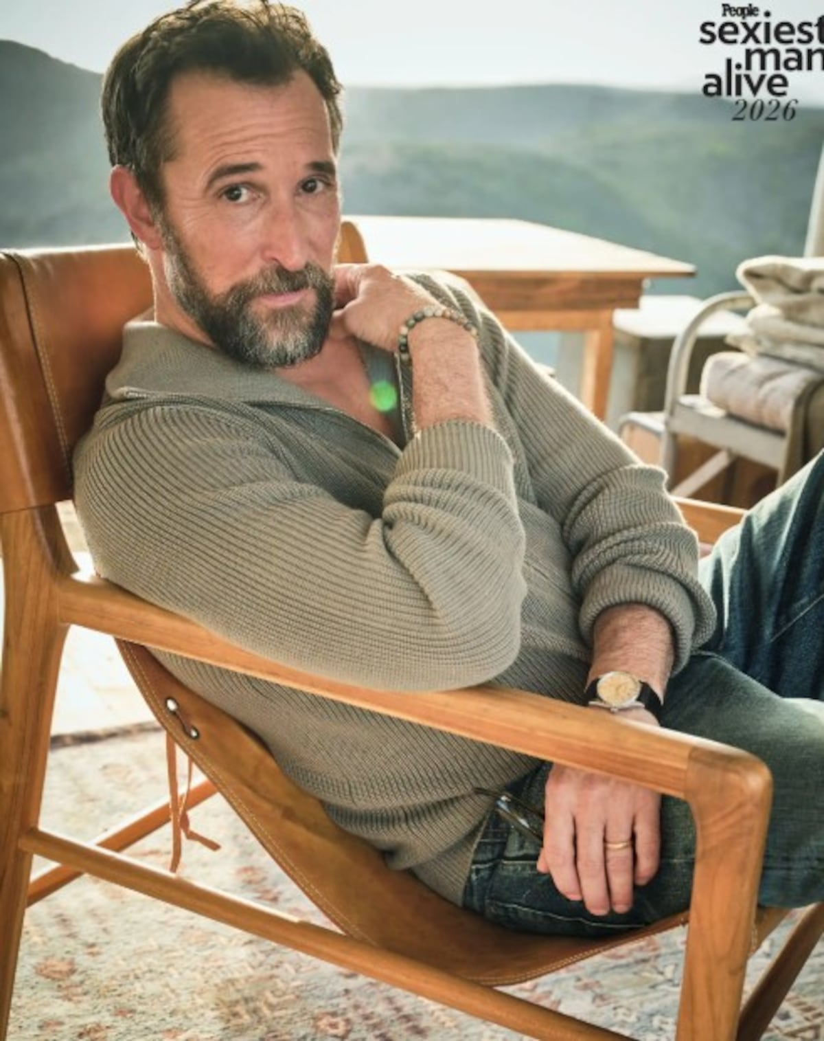 Con 55 años, el actor Noah Wyle, protagonista de ‘The Pitt’, es el hombre más sexy según ‘People’