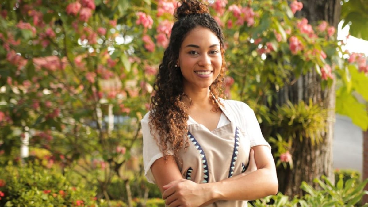Cocinando la flor de plátano y otras joyas de la tierra panameña