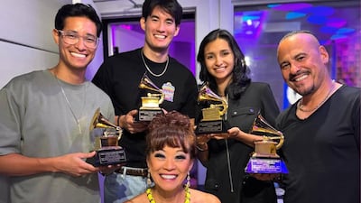 ‘Un sueño hecho realidad’: María Laura Castillero recibe su primer Grammy junto al equipo de Mimy y Tony Succar 