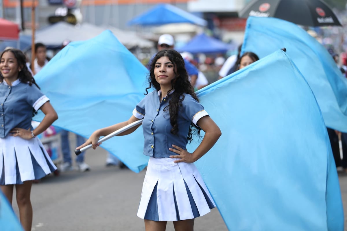 Desfile en La Chorrera: más de 100 delegaciones celebran la independencia de Panamá