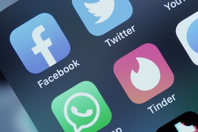 Tinder incorpora más IA a la aplicación para crear 'matches' "más personalizados"