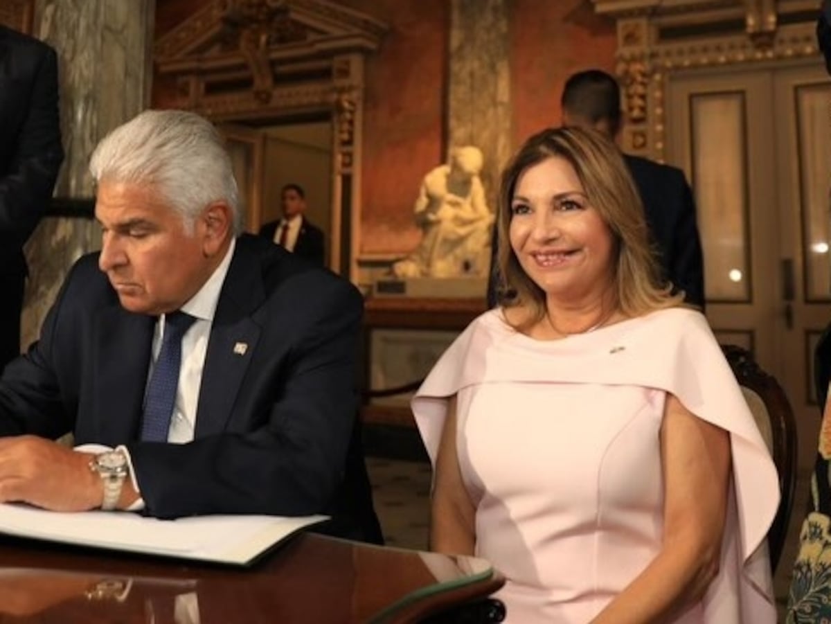 ‘Es mi esposo y es mi obligación acompañarlo’: la primera dama Maricel Cohen de Mulino explica por qué acompaña al presidente en sus viajes